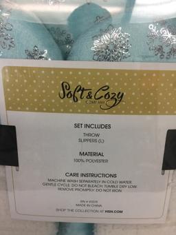 Soft & Cozy Throw & Slippers (Large)