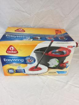 Cedar Microfiber EasyWring Spin Mop & Bucket System