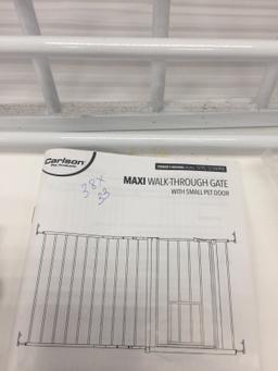 Carison Maxi Walk Through Gate with Small Pet Door (Local Pick Up Only)