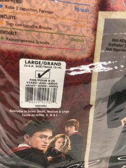 Harry Potter Gryffinder Robe Size Large Halloween Costume