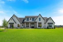 4852' Executive Home on 1.52 Acres
