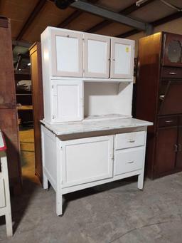 HOOSIER STYLE CABINET