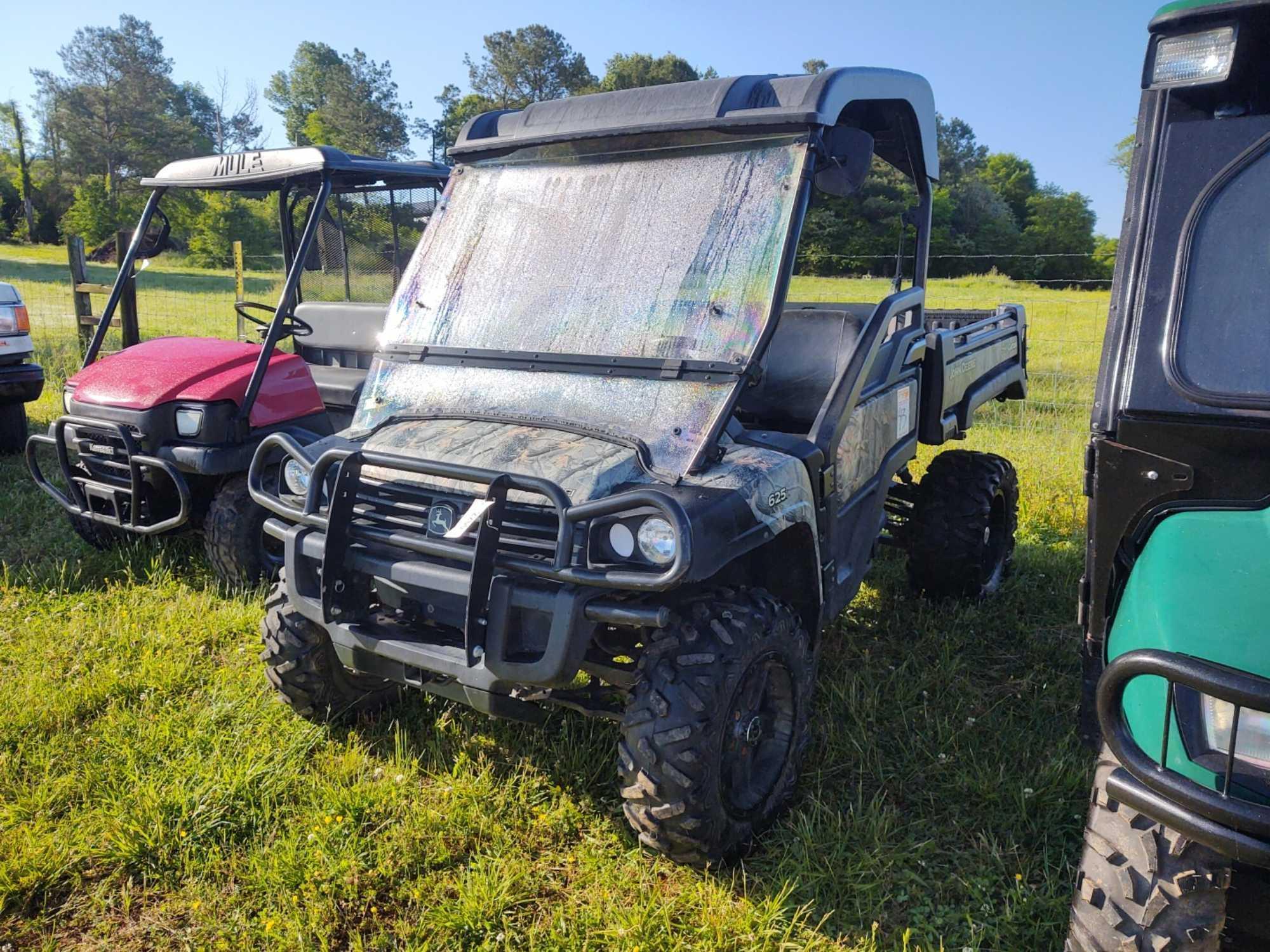 JOHN DEERE GATOR 625I, S/N FD620DA10206, 4WD