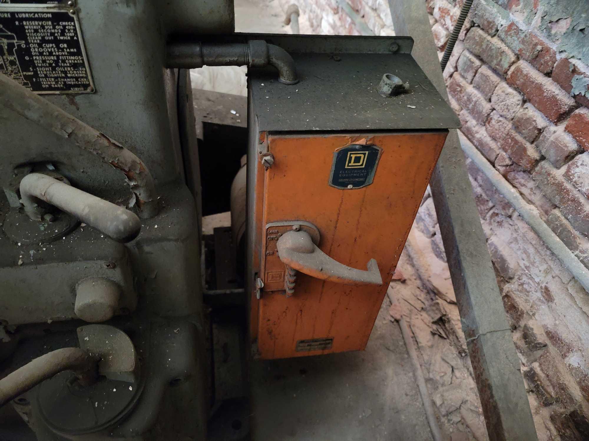 GOULD & EBERHARDT 20"-24" GEAR CUTTING MACHINE AND CLAUSING 1668 DRILL PRESS HAEAD