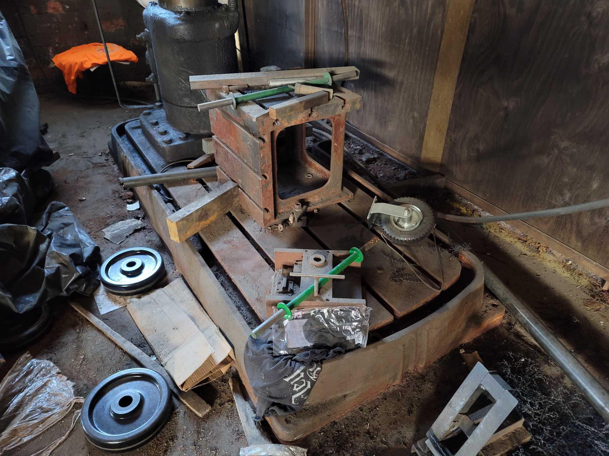 CINCINNATI BICKFORD RADIAL DRILL PRESS