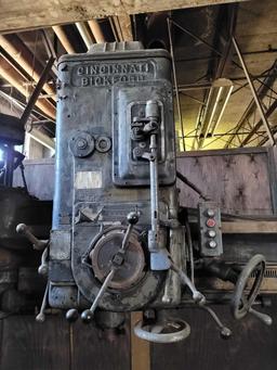 CINCINNATI BICKFORD RADIAL DRILL PRESS