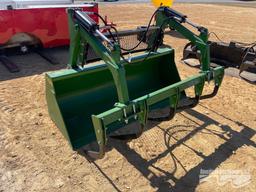 LOADER W/BKT FOR 158 JD, 84" BKT