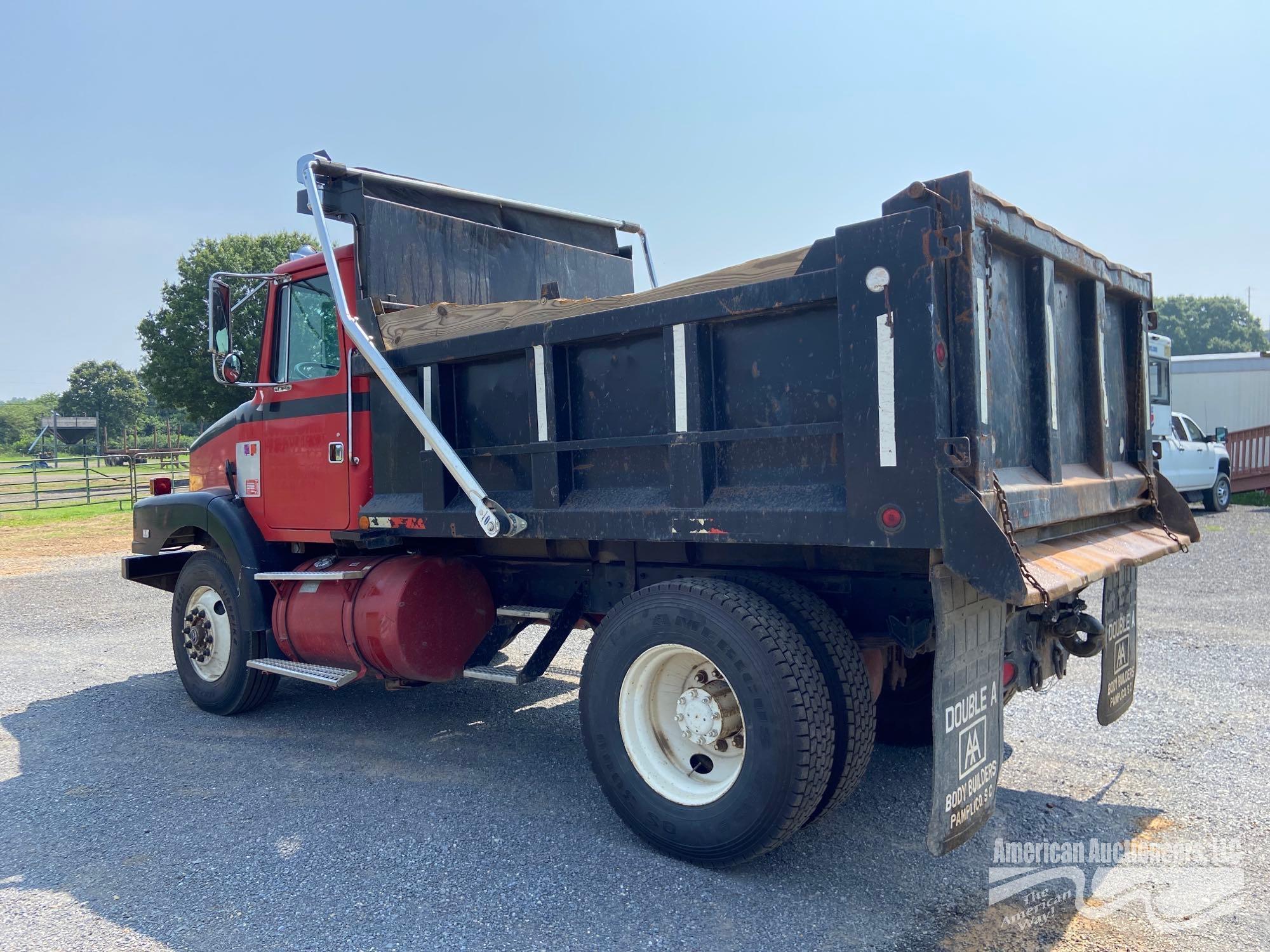 1993 WhiteGMC WG Truck, VIN # 4V1JBBDEXPR823994