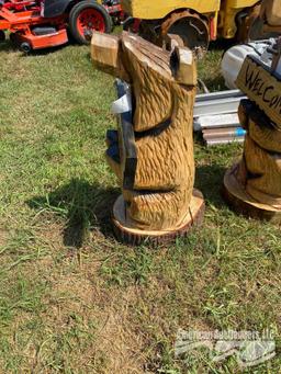 WOODEN BEAR STATUE