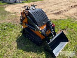 LAND HERE MINI SKID STEER LOADER
