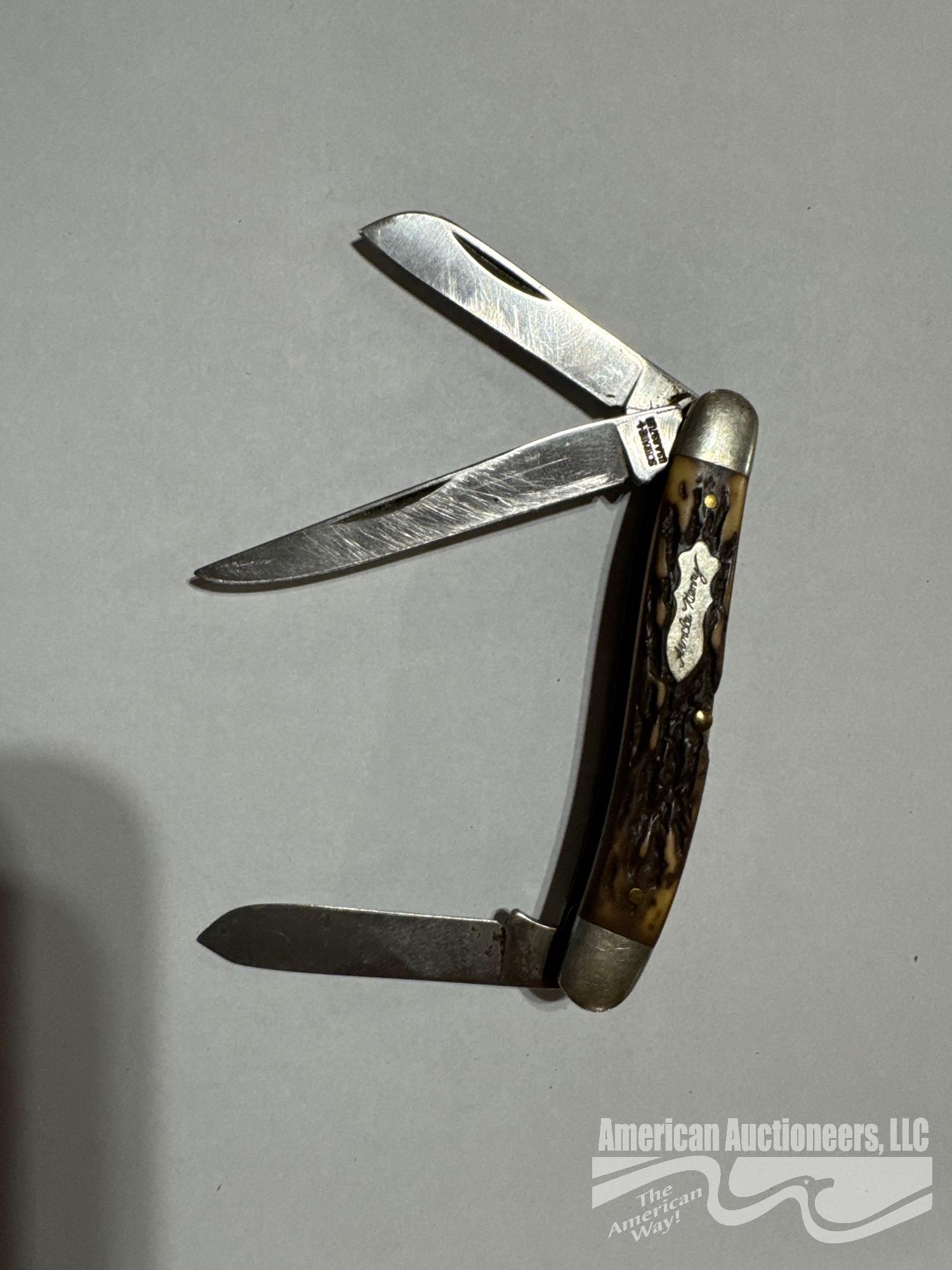 (13) UNCLE HENRY POCKET KNIVES