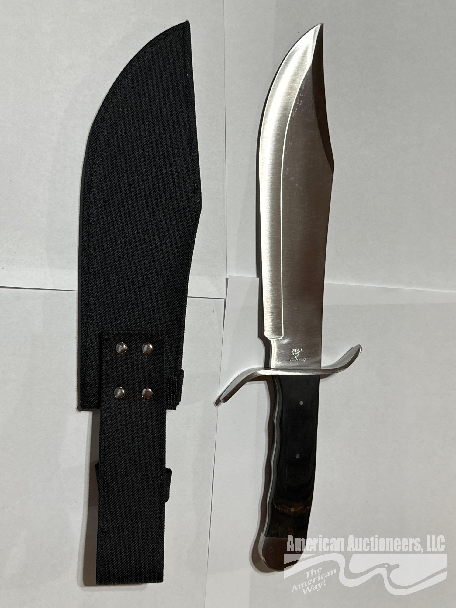 (2) FIXED BLADE KNIVES