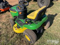 JOHN DEERE E100 LAWN MOWER