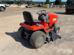 SCOTTS RIDING LAWN MOWER