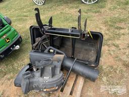JOHN DEERE BAGGING SYSTEM FOR X700 SERIES LAWN TRACTOR