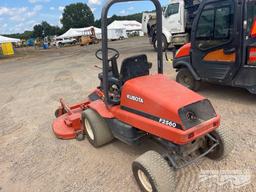 KUBOTA F2560 DECK MOWER