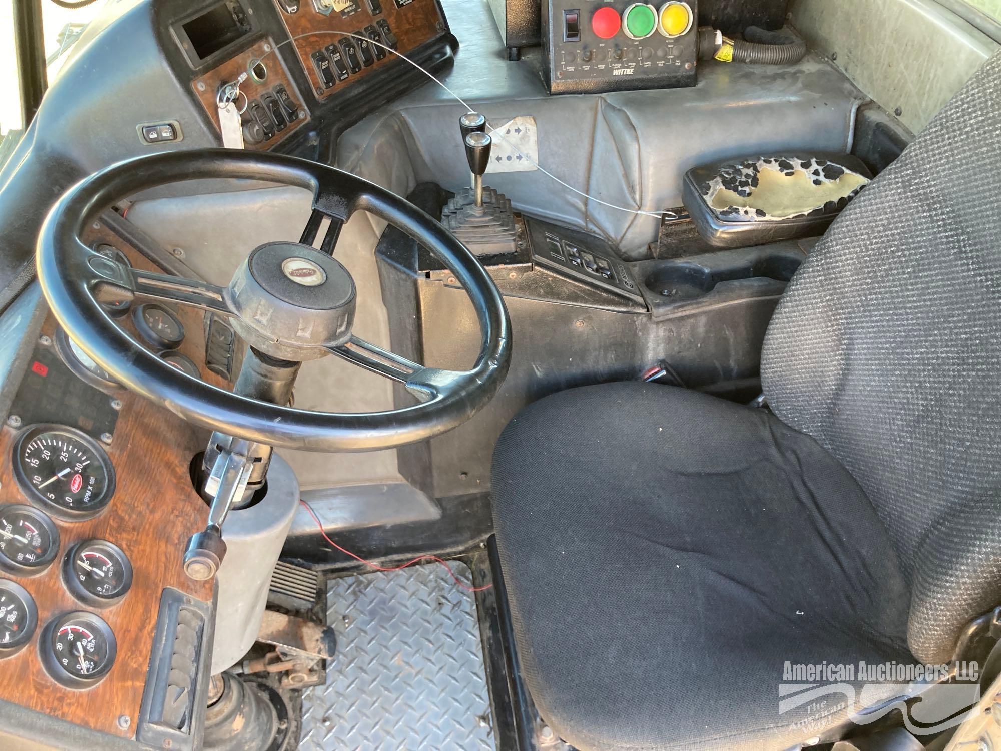 2010 Peterbilt 320 Front Load Trash Truck 38 Cu Yard Packer, VIN # 3BPZL20X1AF107617