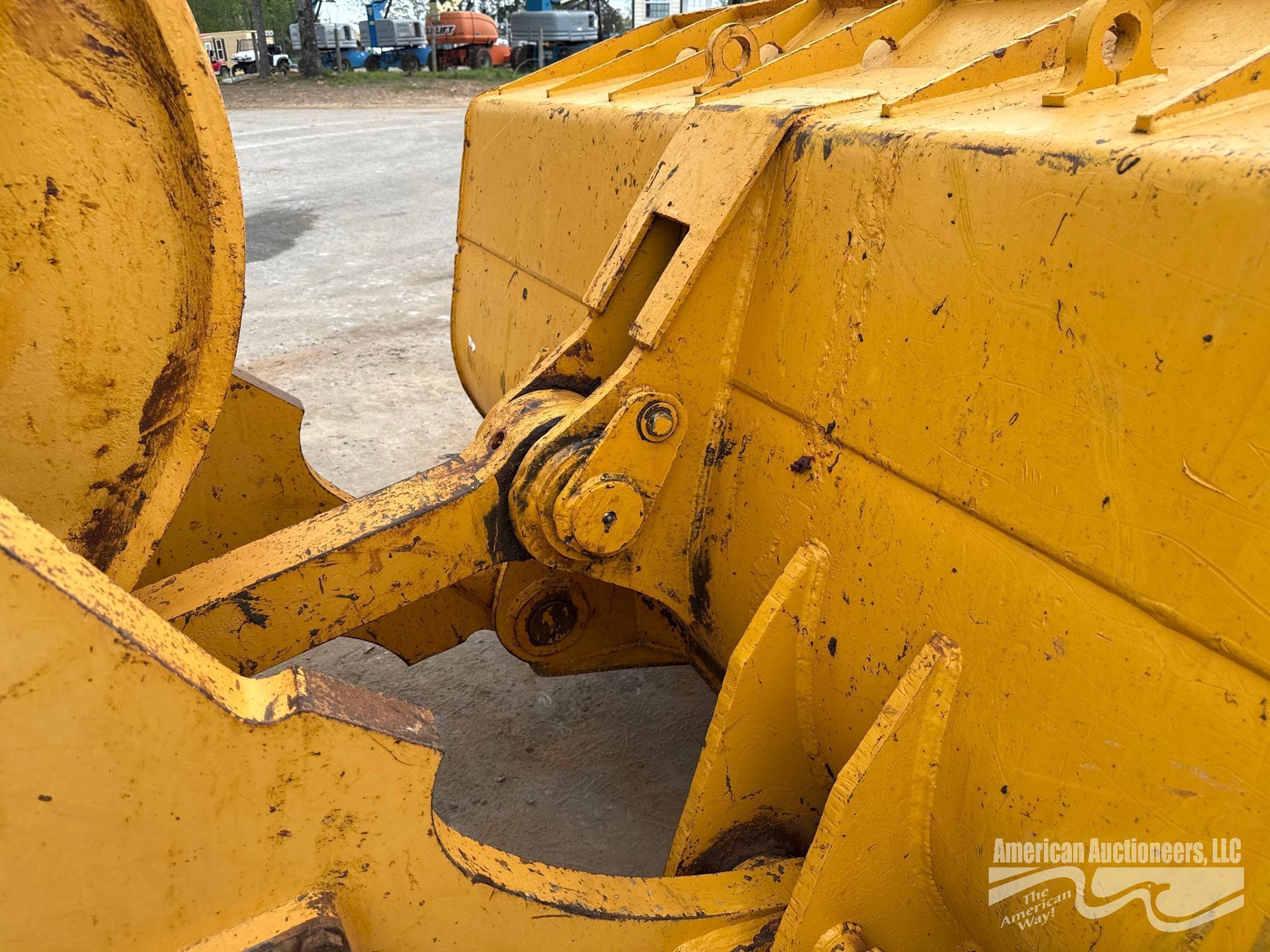 JOHN DEERE 755C SERIES II CRAWLER LOADER