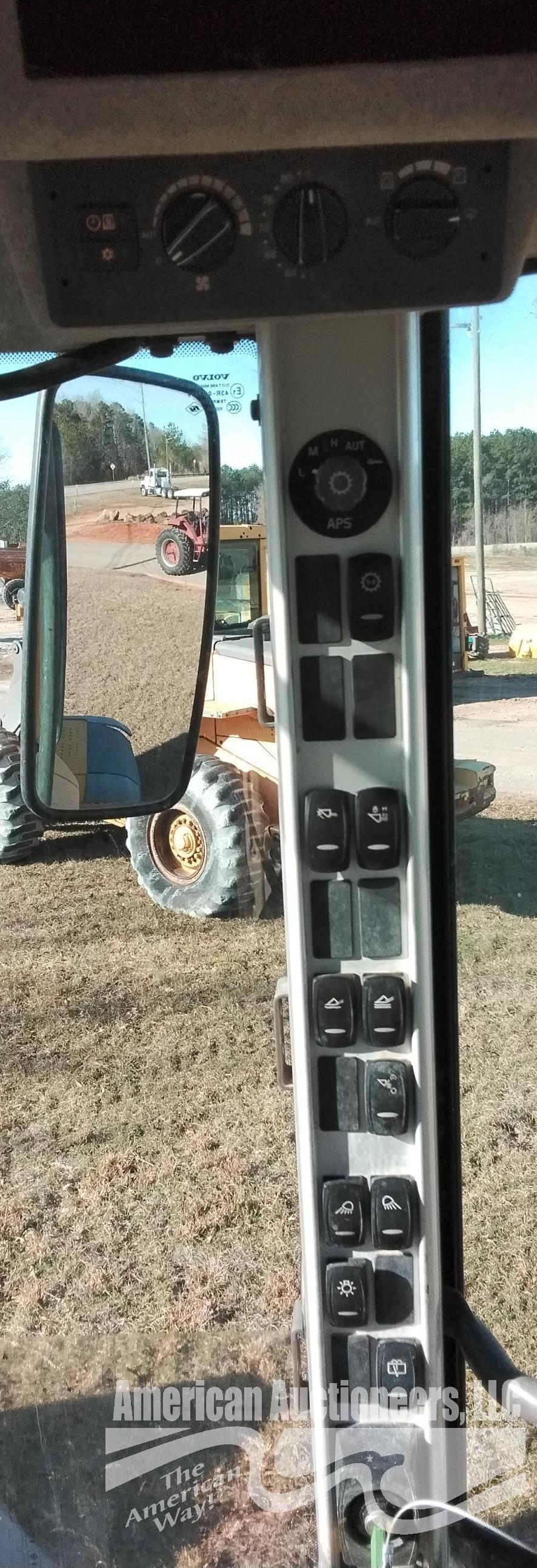 2009 VOLVO L70F WHEEL LOADER