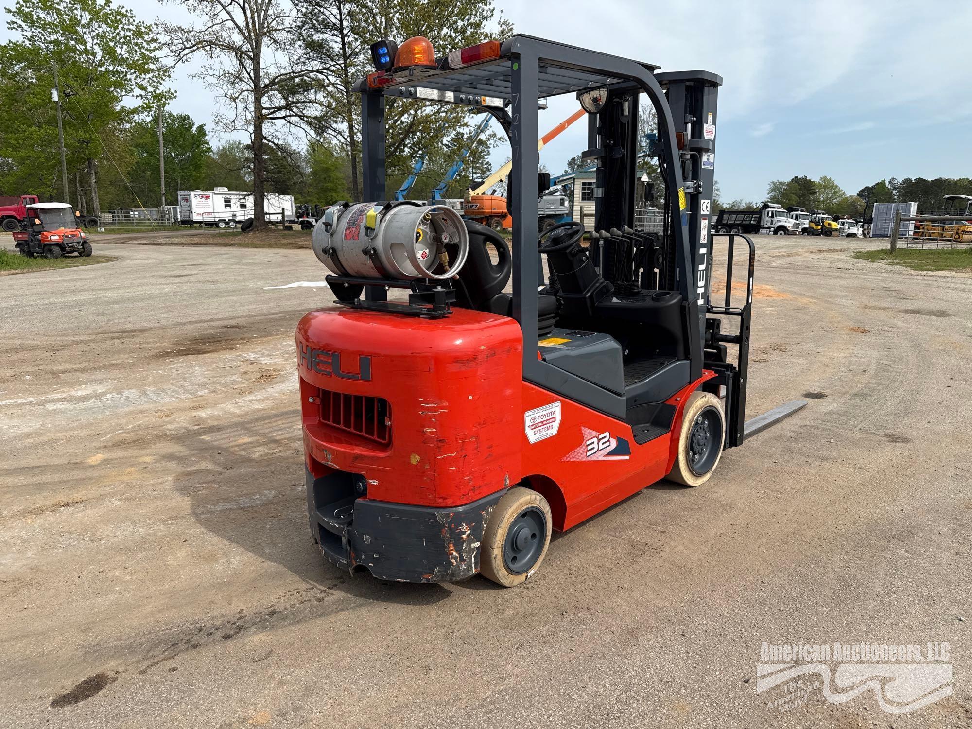 2022 HELI CPYD32-KU1H FORKLIFT
