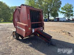 HESTON 5540 ROUND BALER