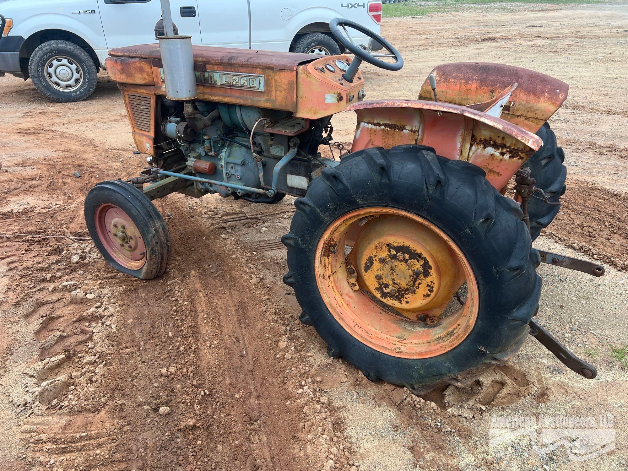 KUBOTA L260 FARM TRACTOR *INOP*