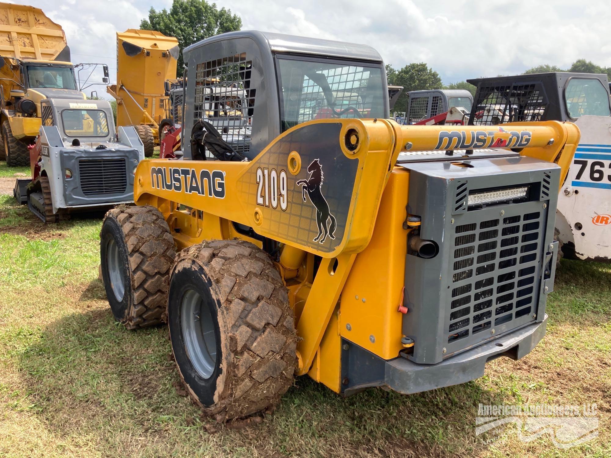 2006 MUSTANG 2109 SKID STEER
