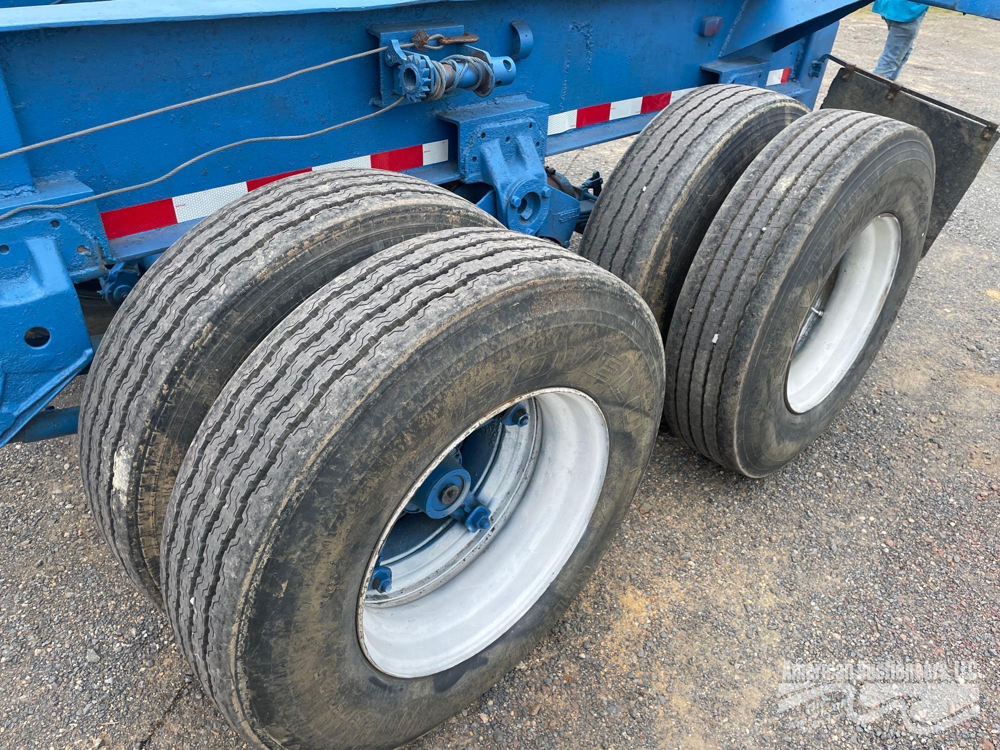 19696 4 BOLSTER LOG TRAILER