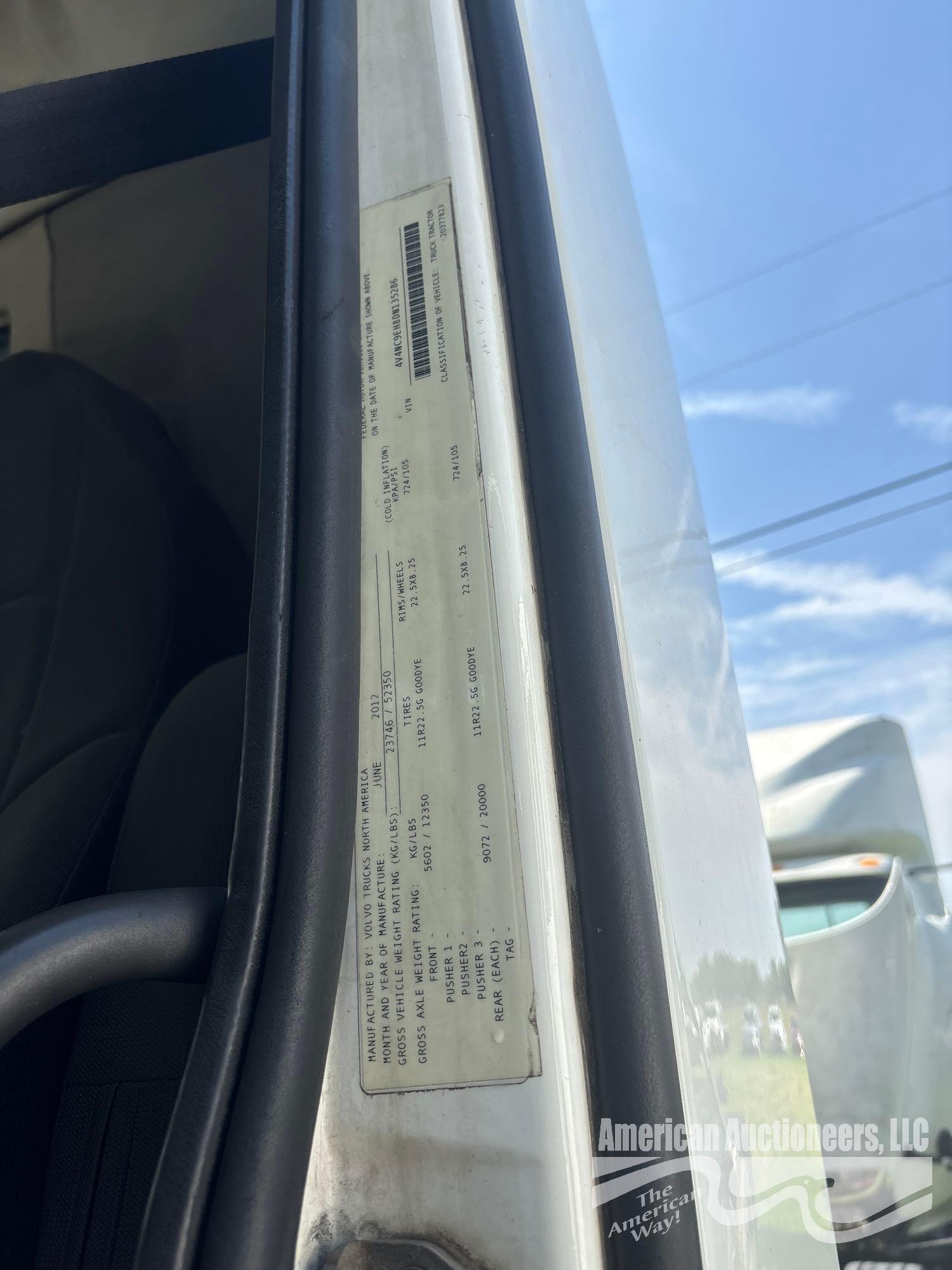2013 Volvo VNL Truck, VIN # 4V4NC9EH8DN135286 *INOPERABLE *FLOOD DAMAGE