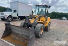 VOLVO L30GS RUBBER TIRE LOADER