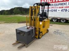 CATERPILLAR MC30 ELECTRIC FORK LIFT