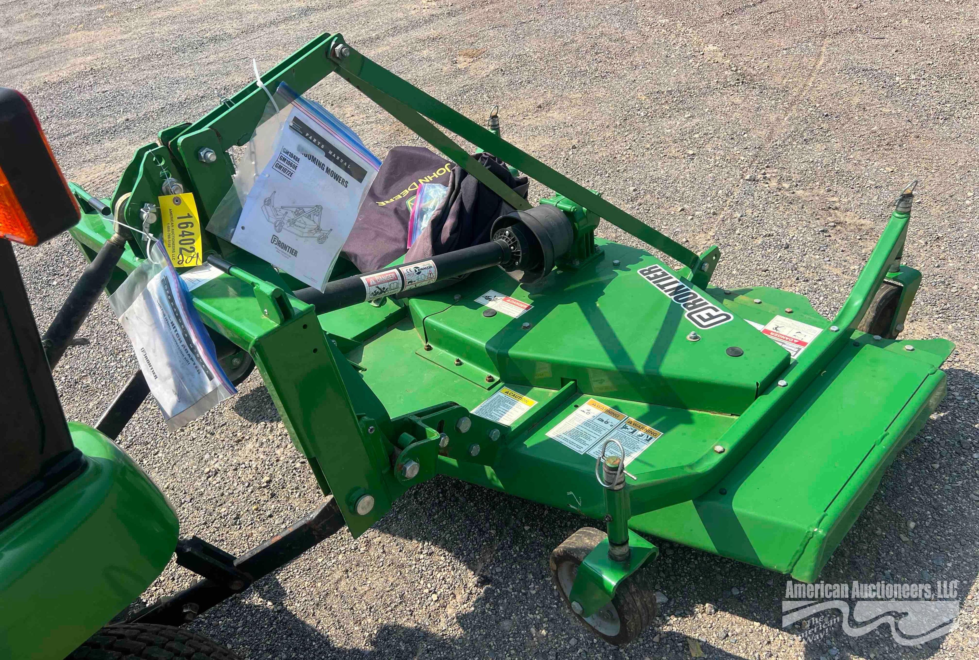 JOHN DEERE FRONTIER GM1072E ROTARY MOWER
