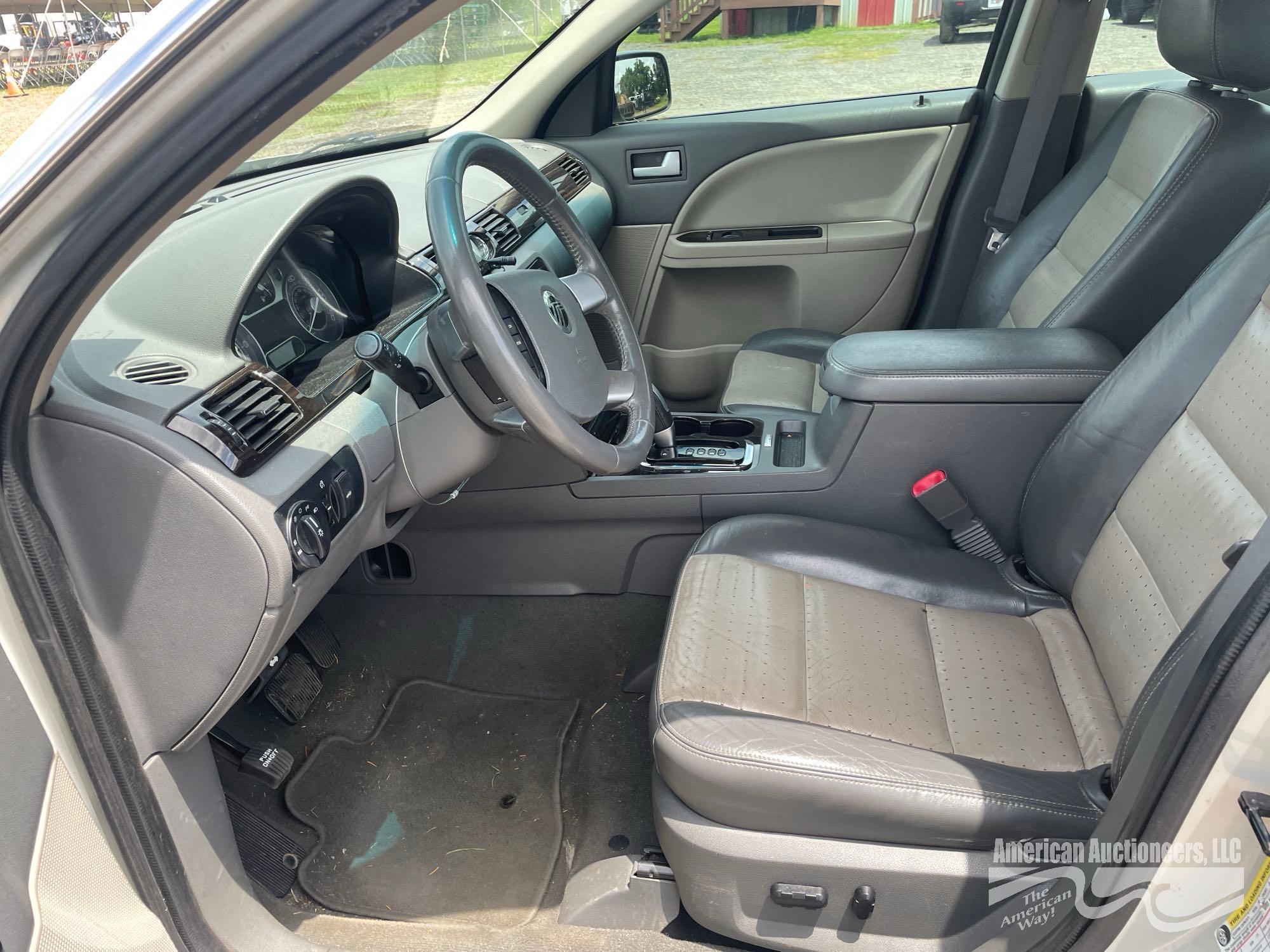 2008 Mercury Sable Passenger Car, VIN # 1MEHM42W68G615590
