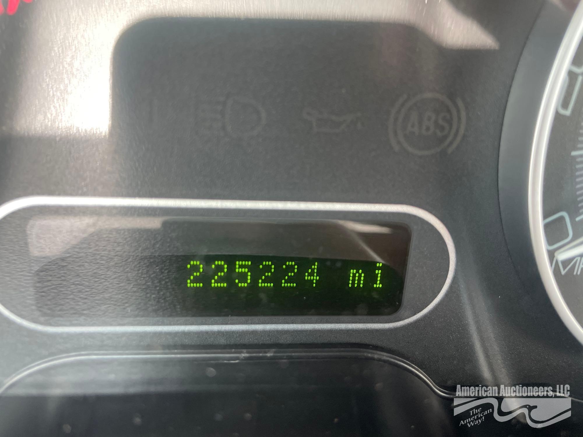 2008 Mercury Sable Passenger Car, VIN # 1MEHM42W68G615590