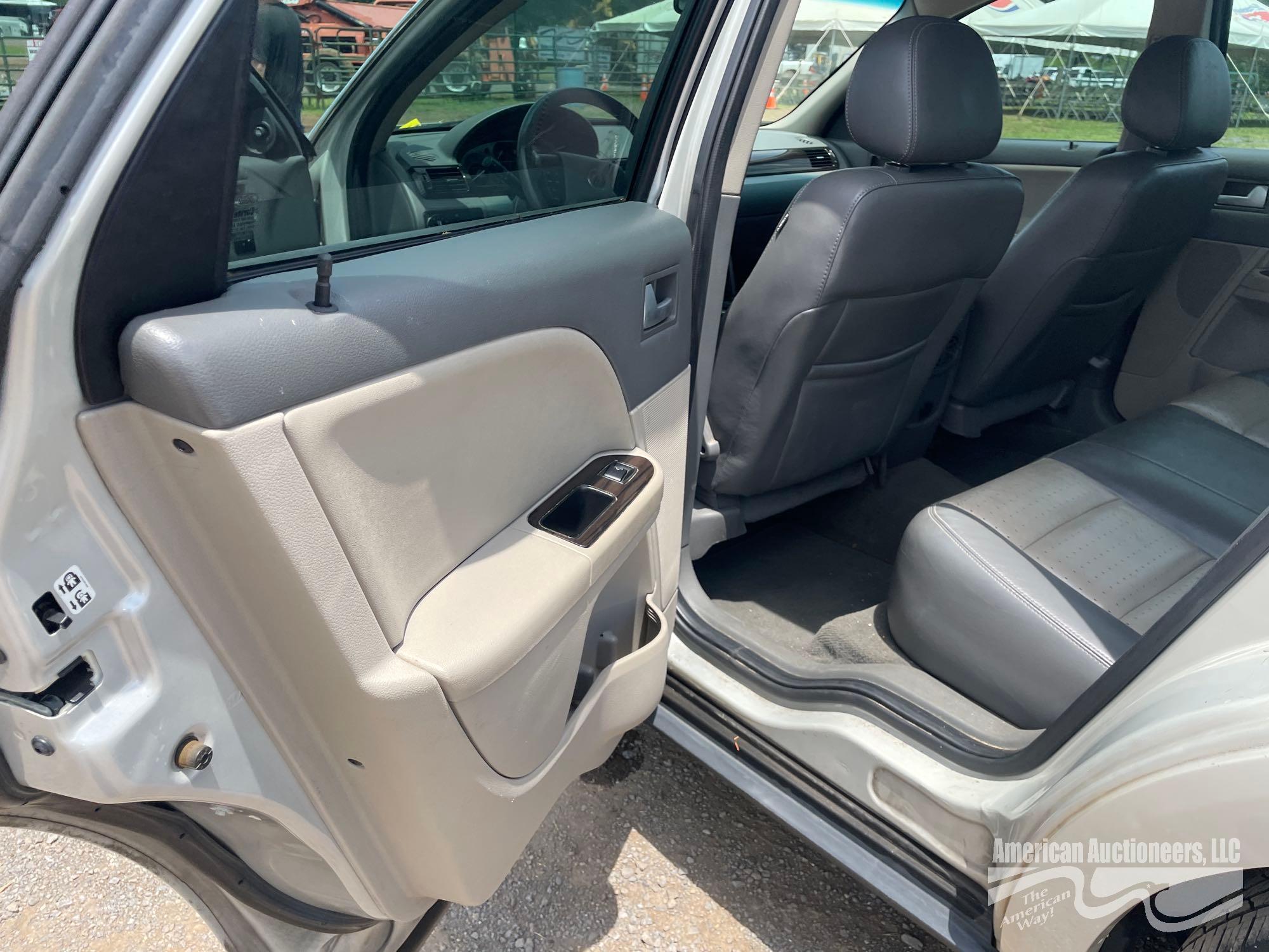 2008 Mercury Sable Passenger Car, VIN # 1MEHM42W68G615590