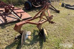 PITTSBURG 3PTH 2 BLADE TURNING PLOW