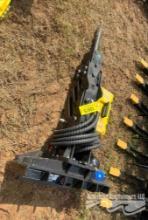 GIYI MINI SKID STEER ROCK HAMMER