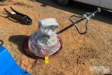 GAS POWERED CONCRETE TROWEL