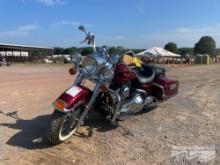 2000 HARLEY DAVIDSON ROADKING MOTORCYCLE