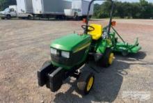 JOHN DEERE 2210 FARM TRACTOR