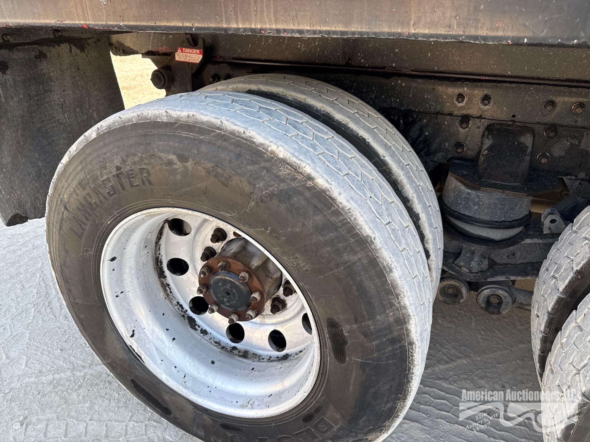 2018 KENWORTH T880 TANDEM AXLE DUMP TRUCK