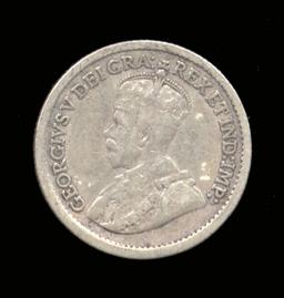 1915 ... KEY DATE ... Silver 5 Cents ... Canada
