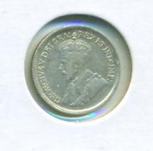 1918 SILIVER CANADIAN 5 CENT