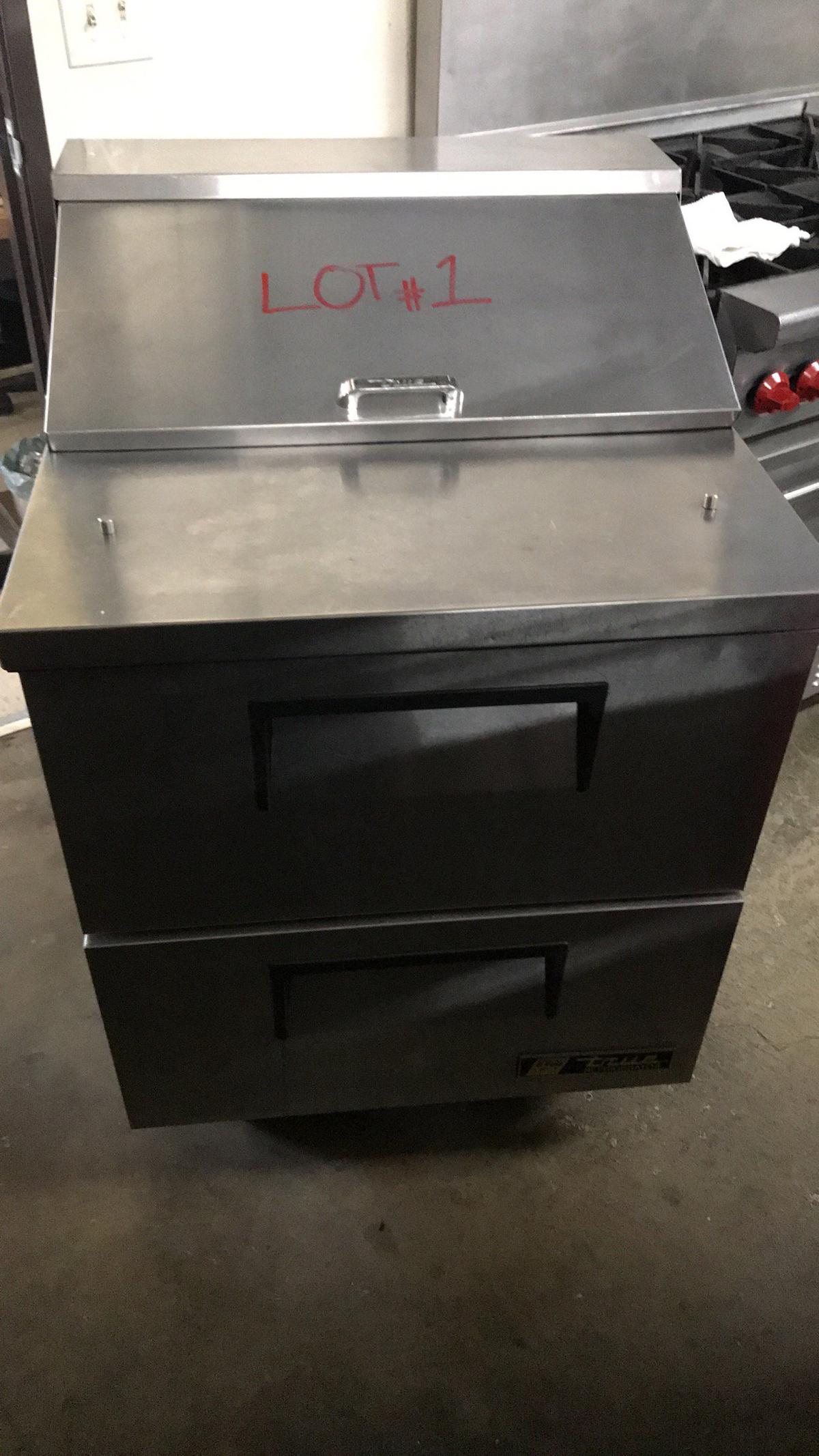 TRUE 2 DRAWER SANDWICH PREP TABLE REFRIGERATOR