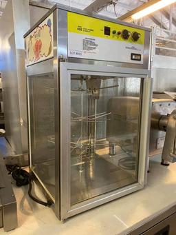 Model 695, Countertop Food Warmer & Display Case