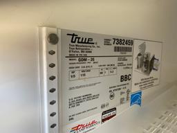 True Single Door Refrigerator/ Merchandiser