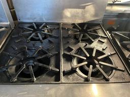 Vulcan 4 Burner Gas Range w/Oven below & ALL S.S Closed Overshelf