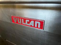 Vulcan 4 Burner Gas Range w/Oven below & ALL S.S Closed Overshelf