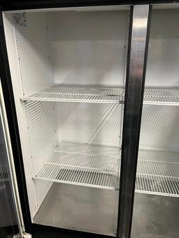 True 2 Glass Door Merchandiser, Refrigerator