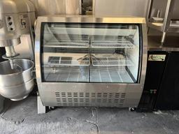 Saba Air 48" Curved Glass Refrigerated Display Case